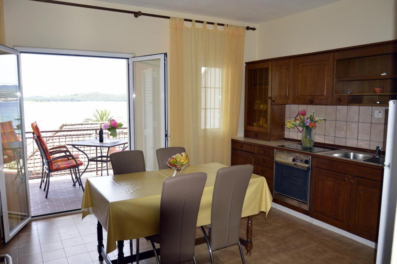Apartments By The Sea Orebic, Peljesac - 269 Kültér fotó